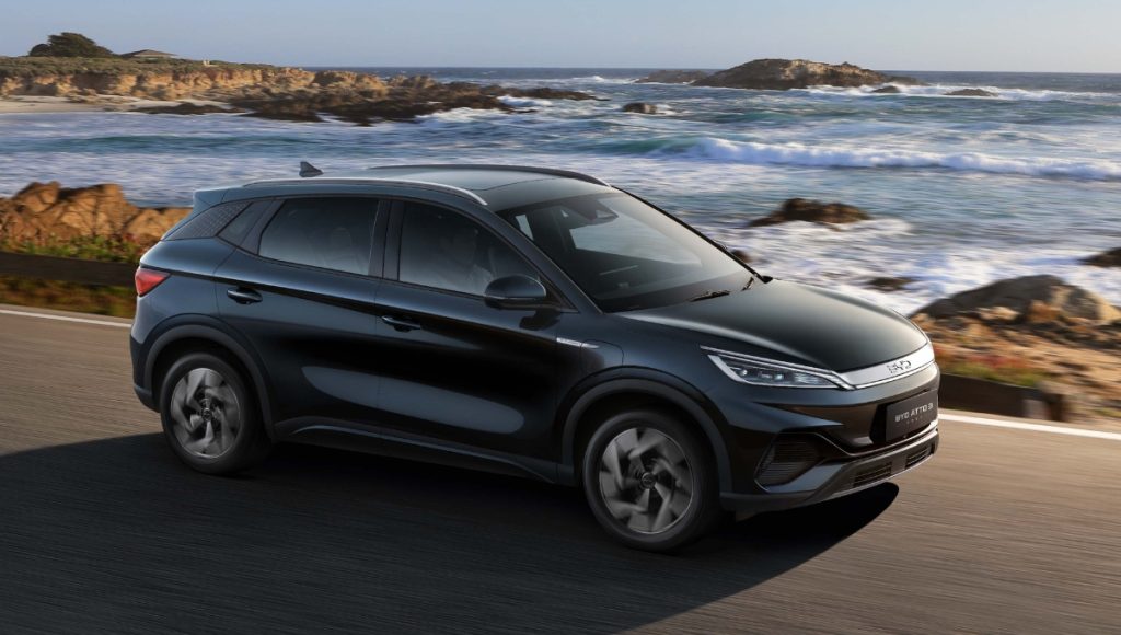 BYD Atto 3 Electric SUV: 521km Range, 201bhp Power और स्टाइलिश फीचर्स कीमत और स्पेसिफिकेशन