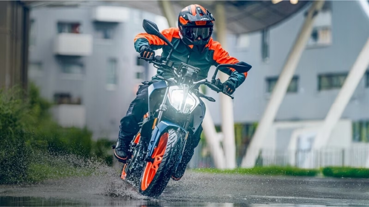KTM Duke 160