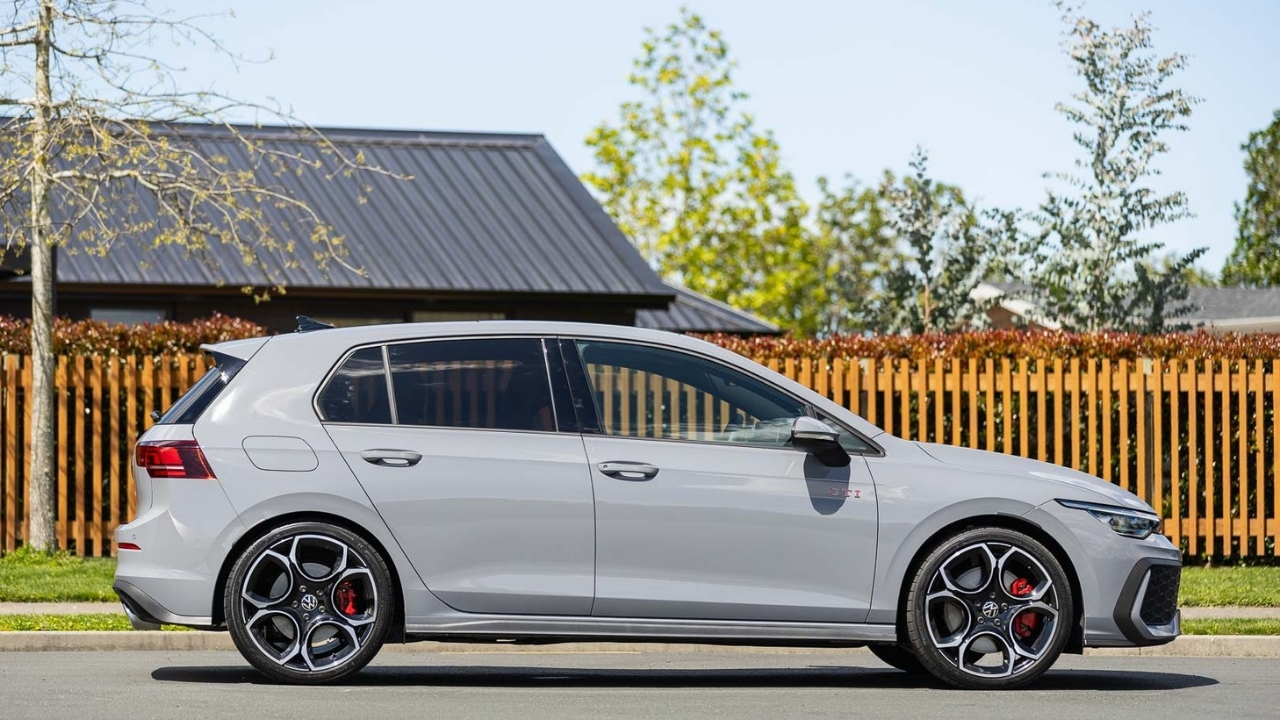 Volkswagen Golf GTI