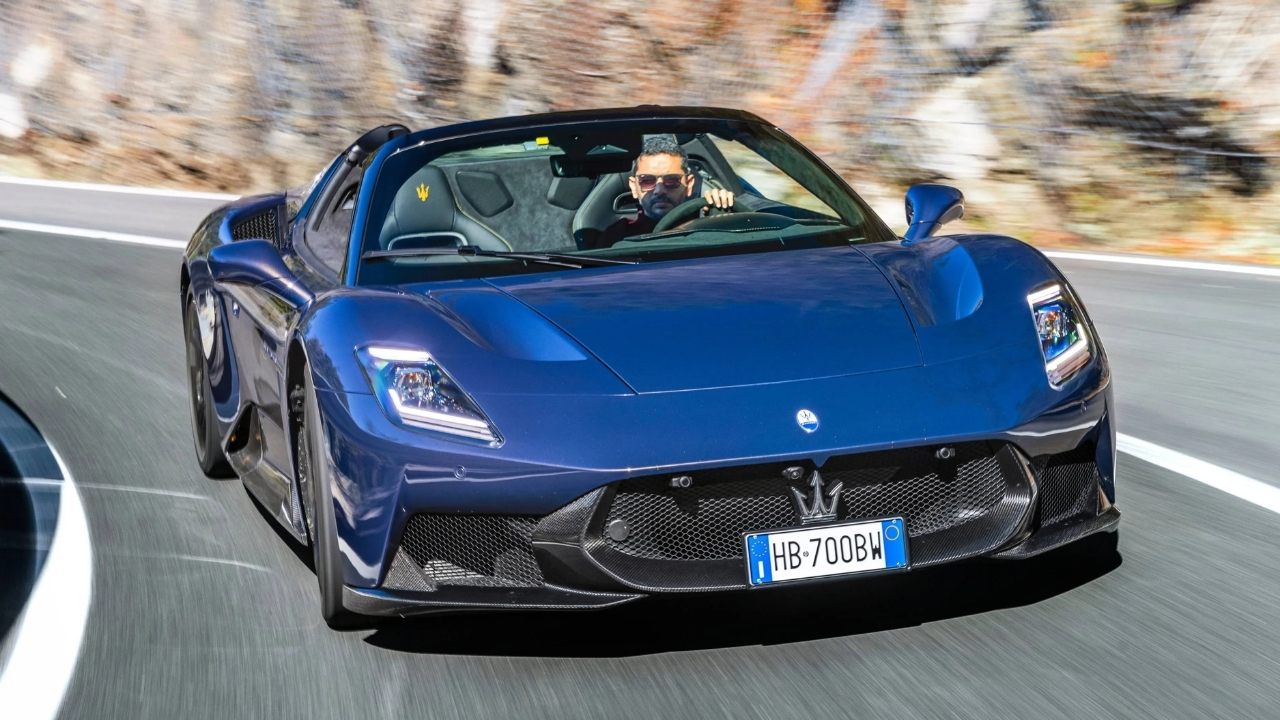 Skoda Octavia RS vs Mini Countryman vs Maserati MC Pura