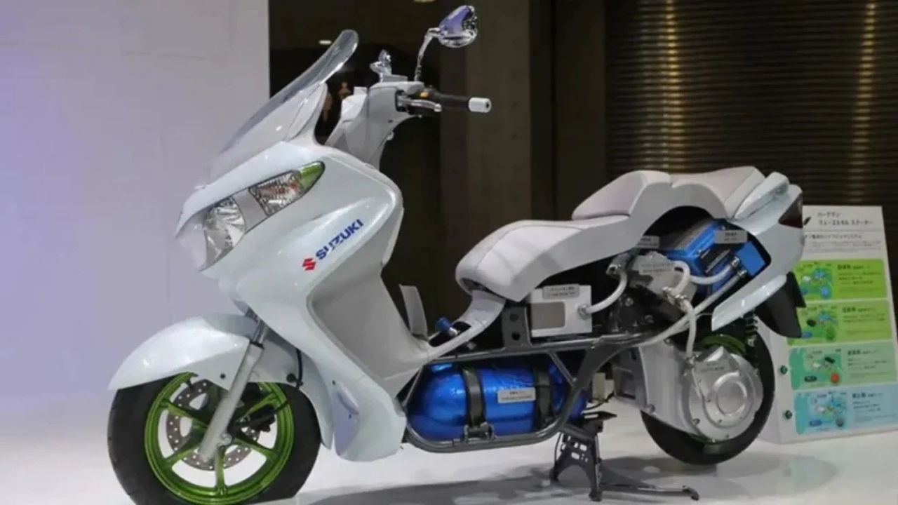 Suzuki Burgman Hydrogen Scooter