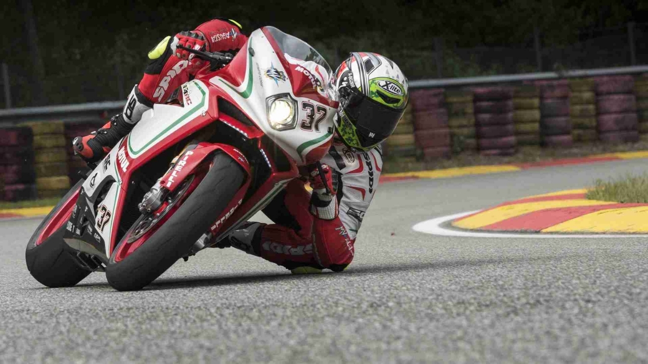 MV Agusta F4 RC